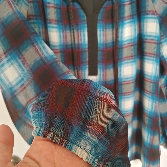 Ricki's Plaid Peasant Top - Picture 3 of 10